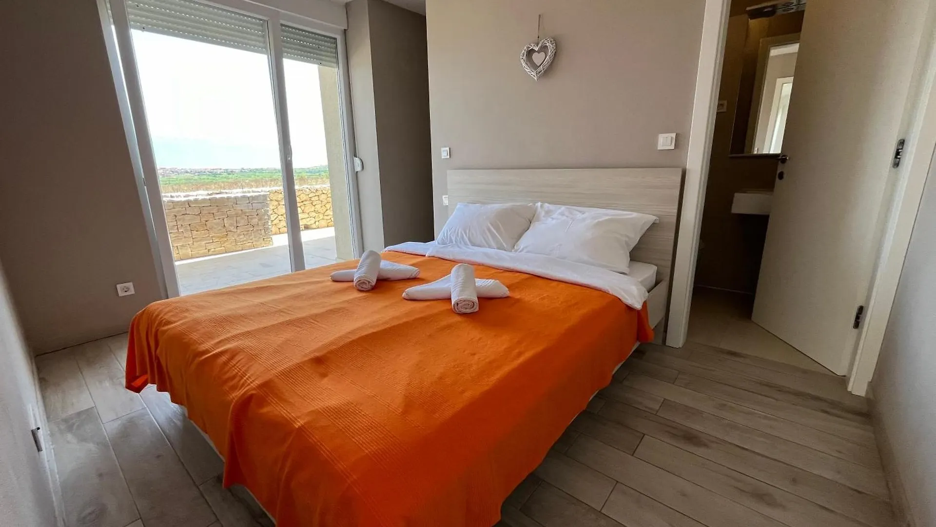 Sea Around Apartment Povljana Croatia