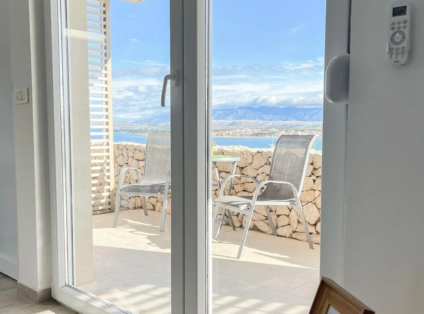 Sea Around Apartment Povljana Croatia